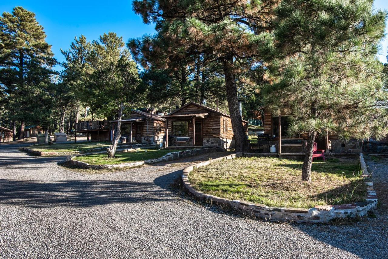 Apache Village 5, Queen Bed, Midtown, Sleeps 2 Ruidoso Exterior photo